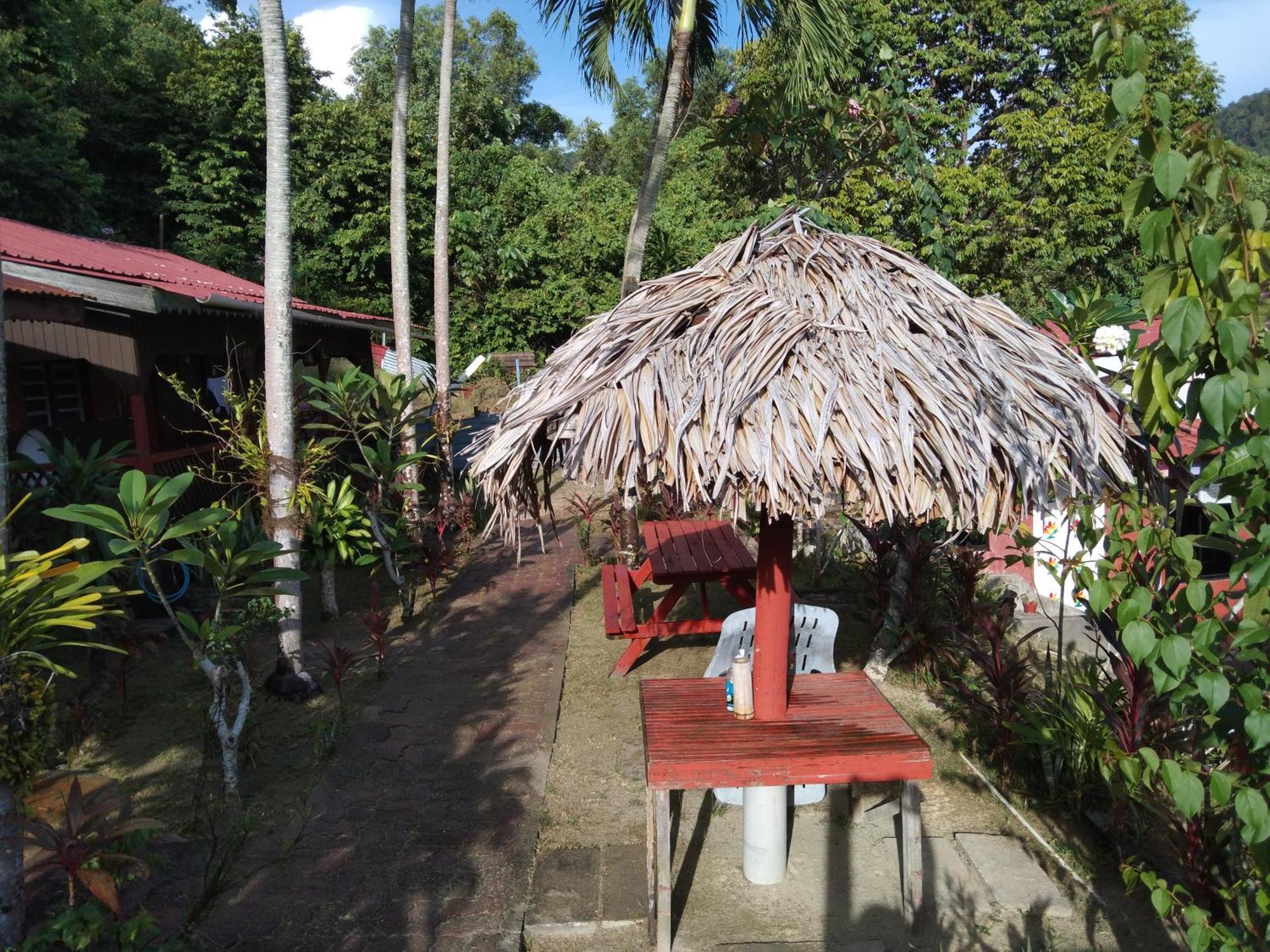 فندق Nazri Nipah Camp Pangkor كامبونج تيلوك نيباه الغرفة الصورة